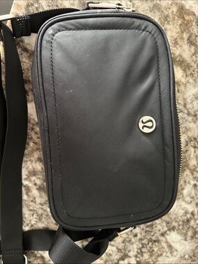 lululemon athletica Black Nylon Belt Bag